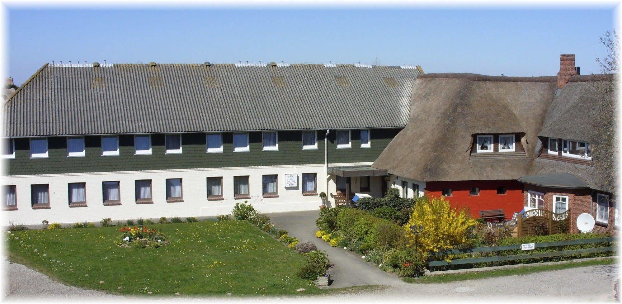Ferienwohnungen Im Hotel Garni Zur Post Utersum Екстер'єр фото